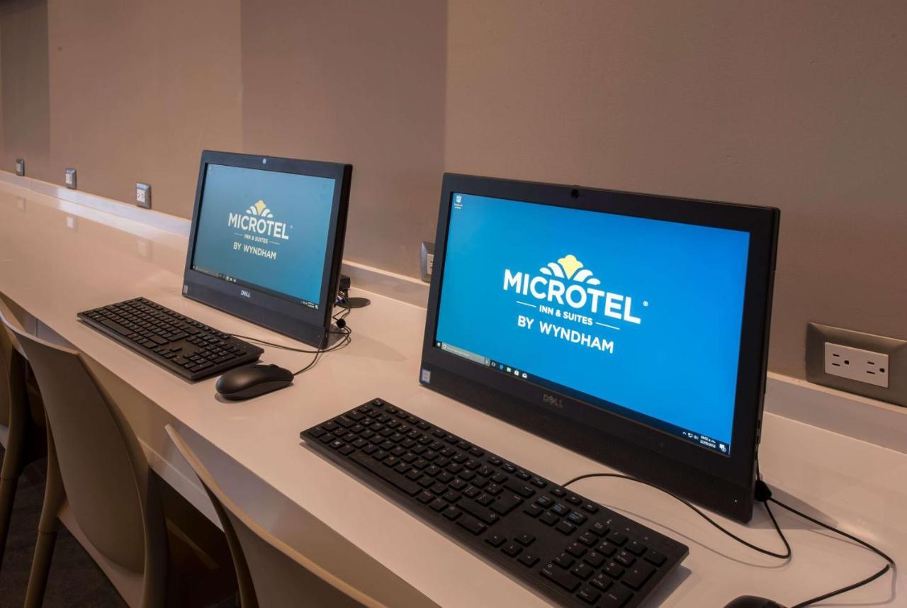 Microtel Inn & Suites By Wyndham Guadalajara Sur Palomar Exterior foto